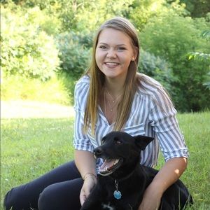 Meet your Posher, Hayley